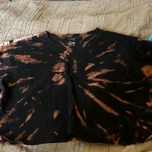 Hollister boyfriend T size medium black bleach tie-dye